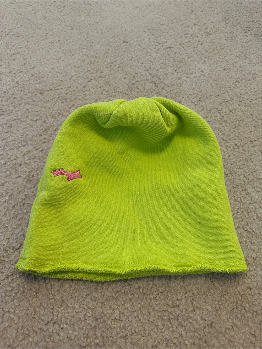 Justin Bieber Skylrk Coachella 2026 Lime Green Beanie with Pink Skylrk Emblem